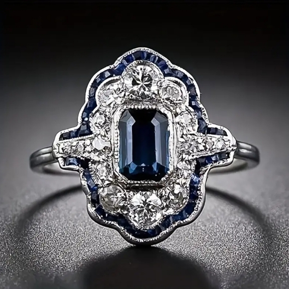 Jewelry - 🐎NEW! Antique Vintage Style Sapphire Ring Sz 6